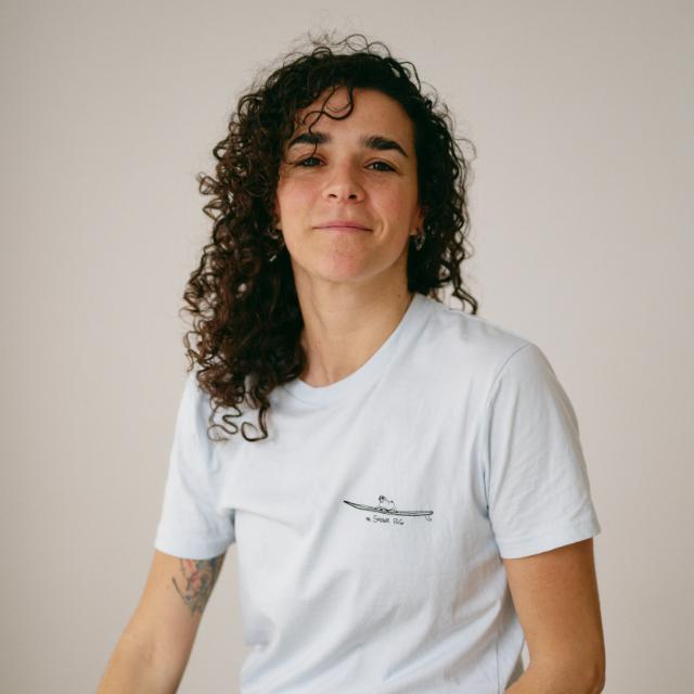 Nei Fuentes, educadora canina y fundadora de El Perro Negro, en Barcelona